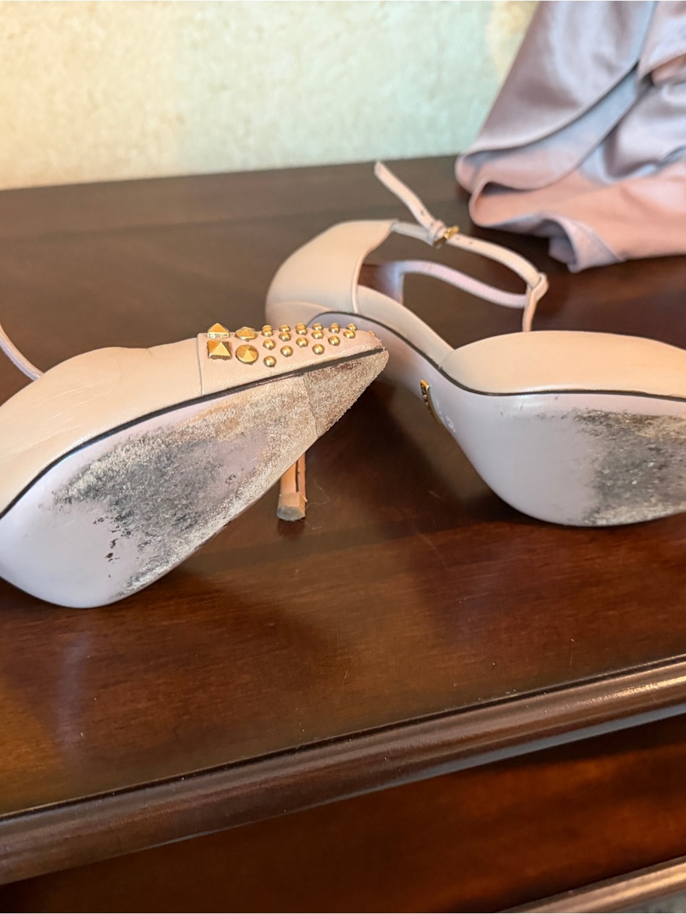 Gucci Pink T-Strap Pointed Toe Studded Pumps - Picture 6 of 7